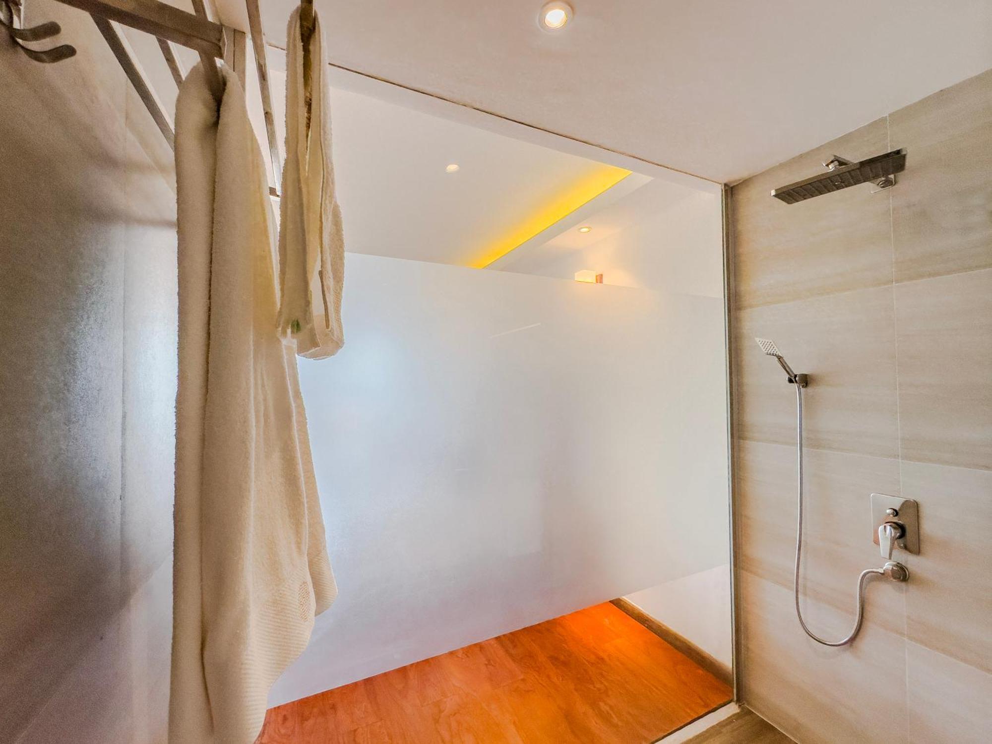Mazarine Surf Suites Hiriketiya ديكويلاّ تين المظهر الخارجي الصورة