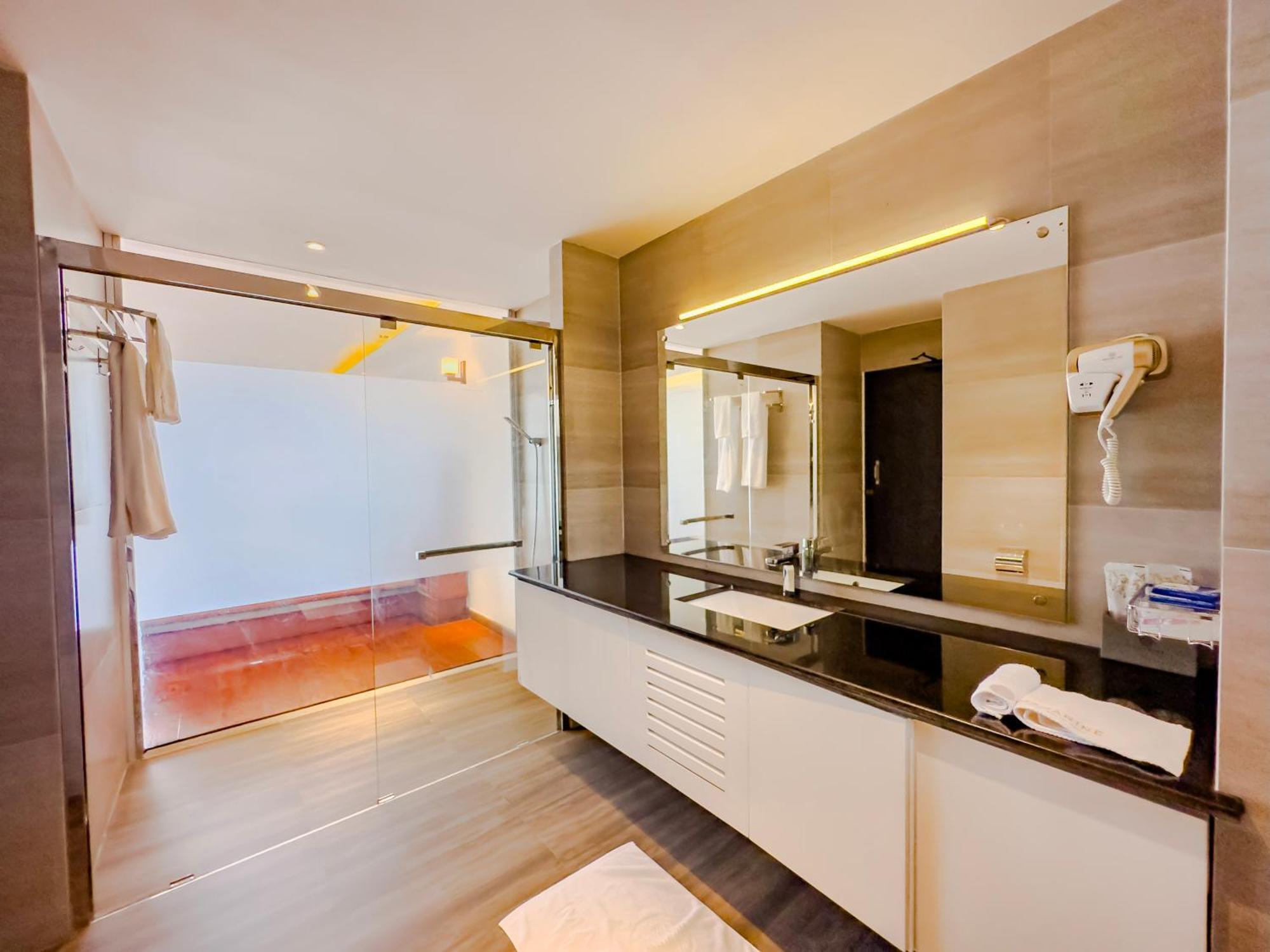 Mazarine Surf Suites Hiriketiya ديكويلاّ تين المظهر الخارجي الصورة